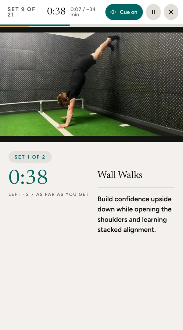 The follow along player running Wall Walks, with the timer and the demo clip